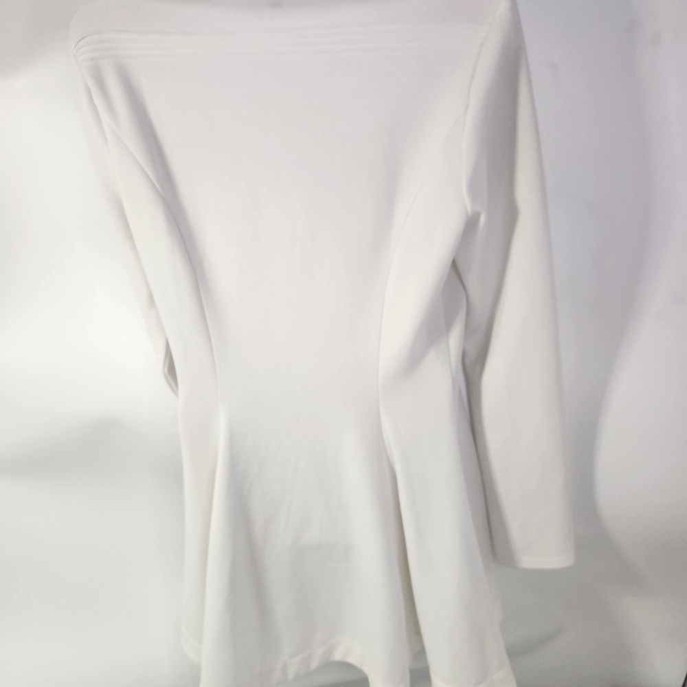 Privy Elegant Off-White Trench Coat - Picture 3 of 4